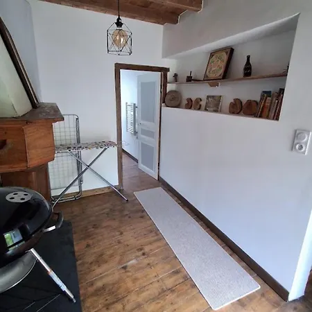 La Maison De La Prise D'alzeau * Lacombe